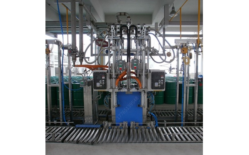 200L地坪漆單頭跟蹤式包裝機(jī)